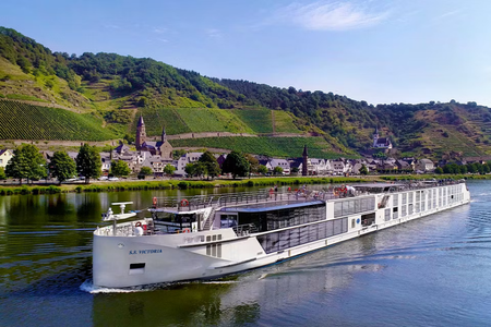 Cruise Ship